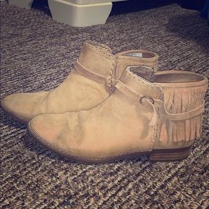 American eagle fringe booties